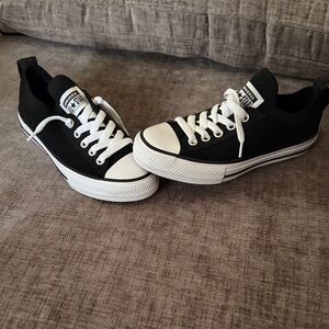 Brand New Classic Kids Low-Top Canvas Sneakers in Black and White